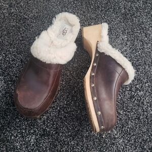 UGG 'Kalie' Naturally Distressed Shearling Lined Mules w/Wood Midsoles size 8